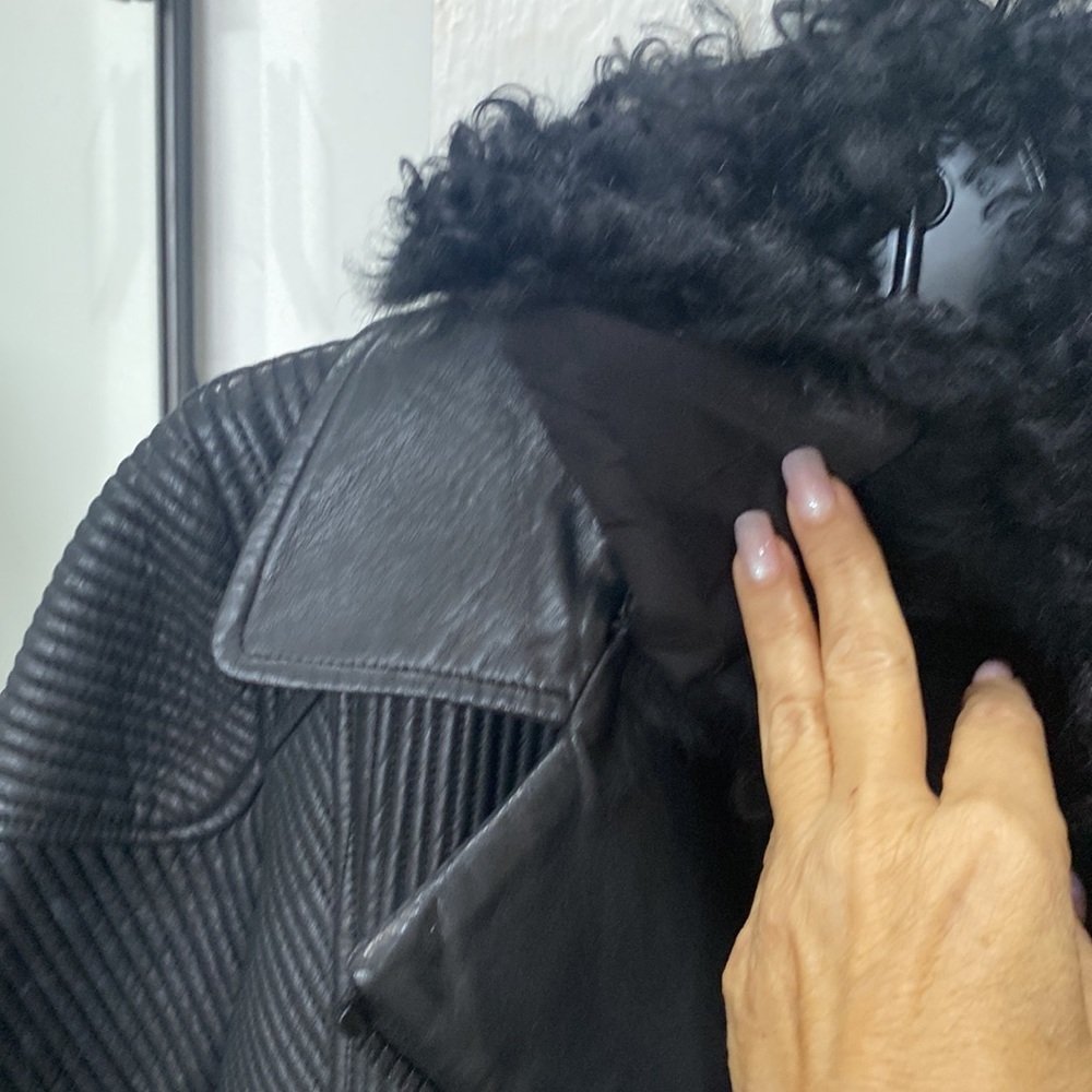 Ellie Tahari leather Bomber Jacket Size Small - Picture 13 of 14